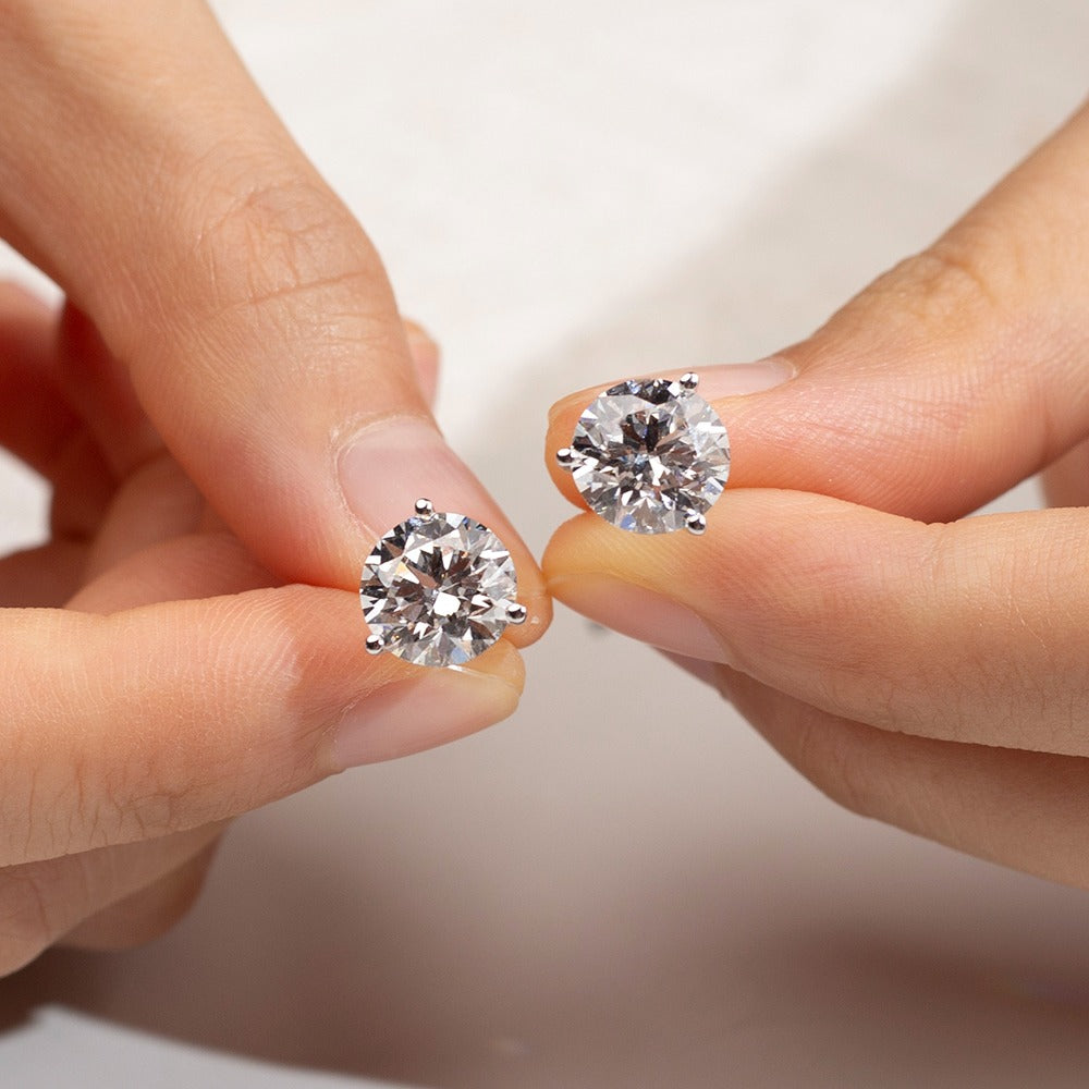 Lab Grown vs Natural Diamonds: Which Is Right for You?