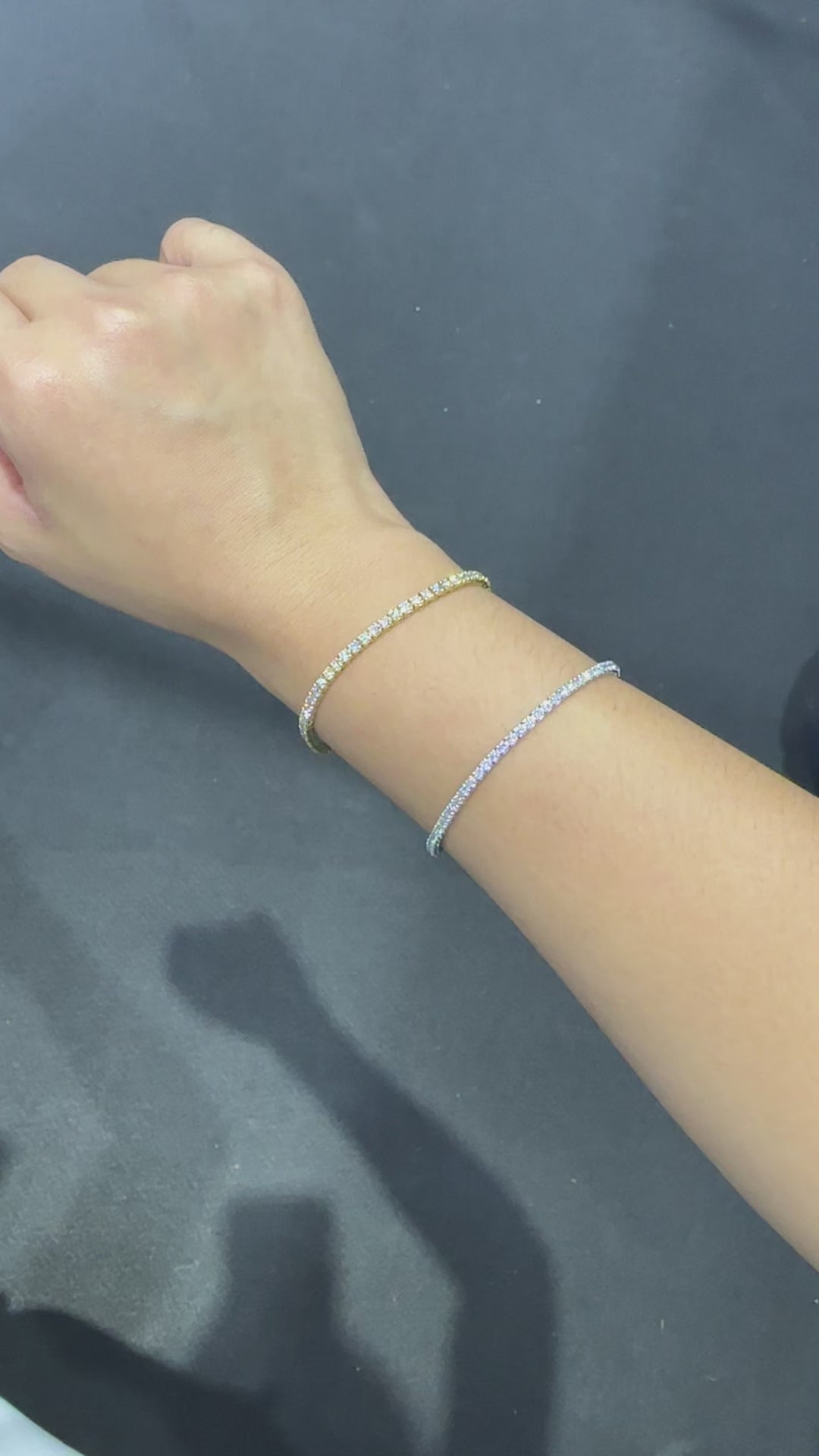 Load video: Match Point Bracelet